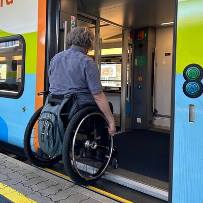 Barrier-free boarding on the WESTbahn with wheelchair